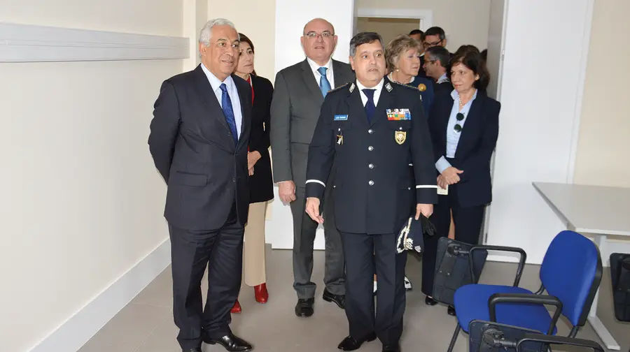 Recados ao primeiro-ministro na inauguração da nova esquadra de Vila Franca de Xira