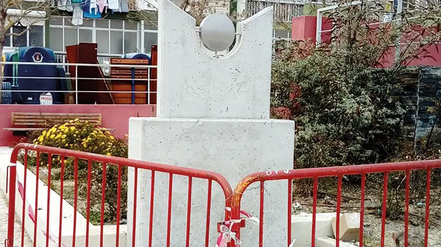 É sempre a...bombear (?) É sempre a...bombear (?)