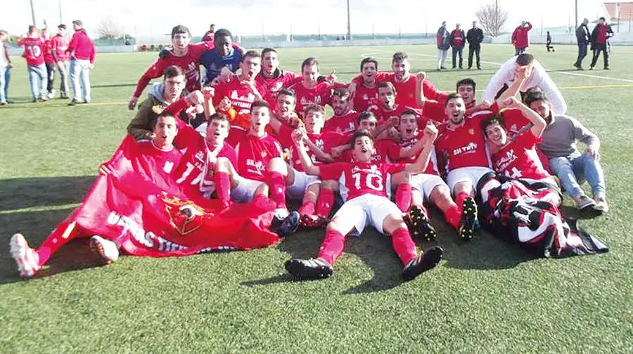 Amiense campeão distrital de juniores em futebol