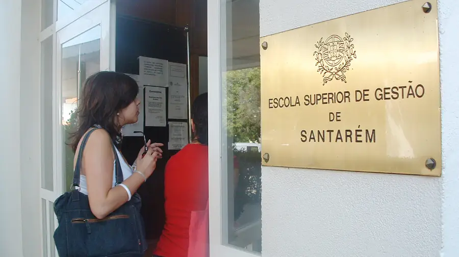 Politécnico de Santarém pede a professores que devolvam 169 mil euros pagos indevidamente