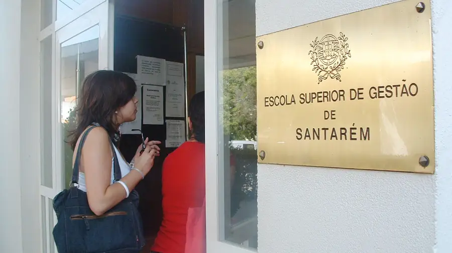 Politécnico de Santarém pede a professores que devolvam 169 mil euros pagos indevidamente