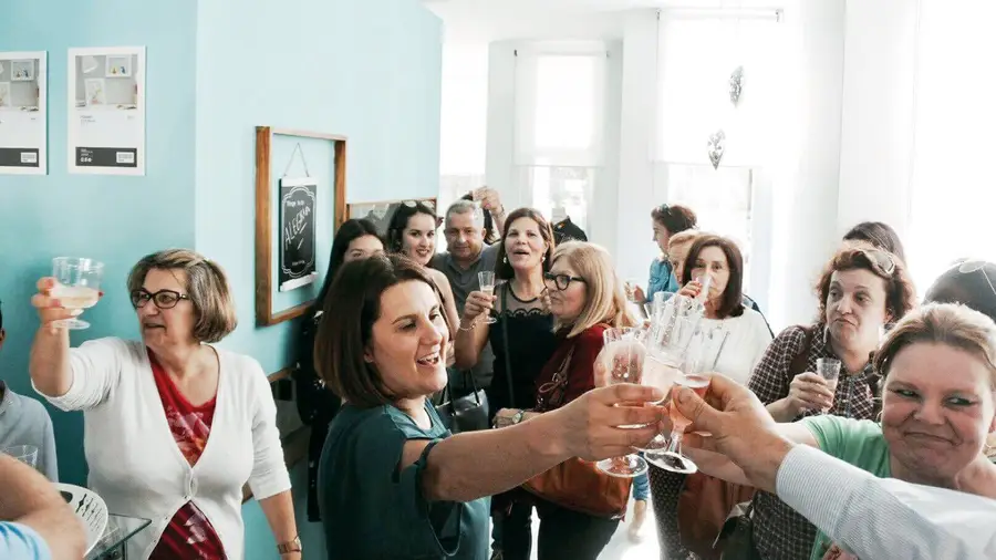 Abriu em Alhandra a Casa de Chá “Momentos Doces da Luísa”