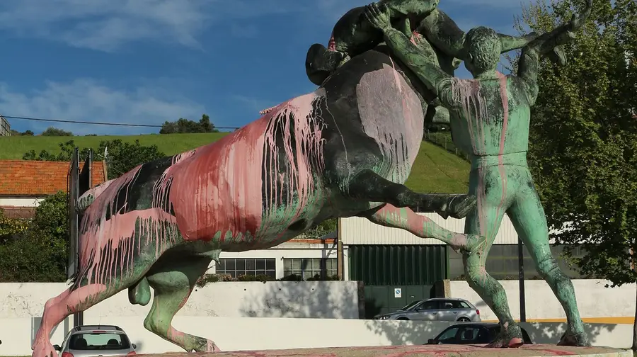 Vandalismo anti-taurino em Vila Franca de Xira fez aumentar vendas para festival Vandalismo anti-taurino em Vila Franca de Xira fez aumentar vendas para festival