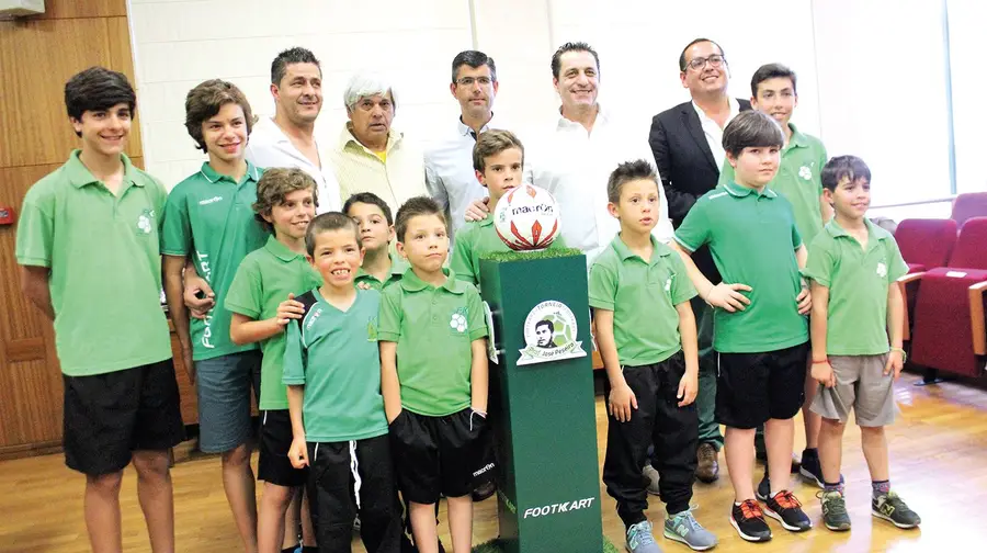 Seis centenas de jovens no Torneio José Peseiro em Almeirim Seis centenas de jovens no Torneio José Peseiro em Almeirim