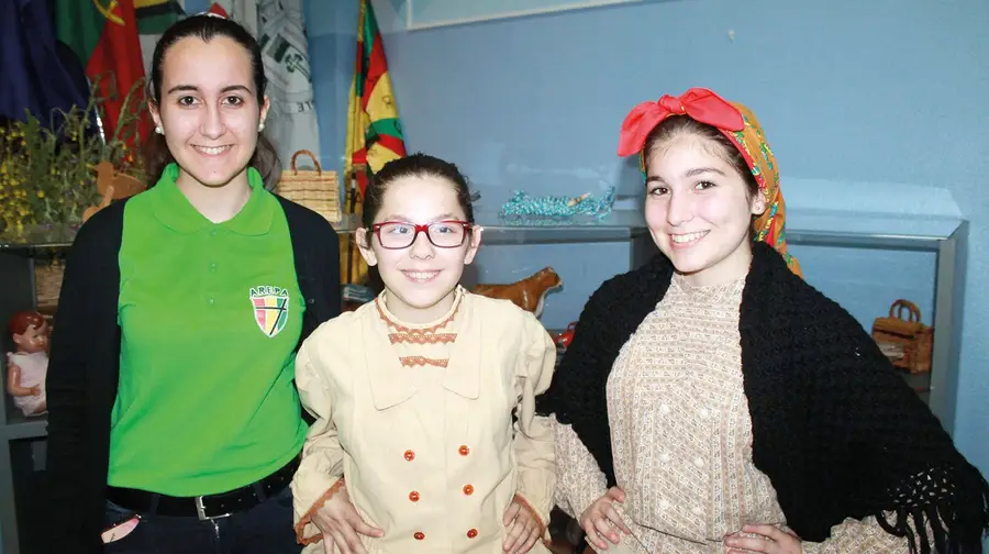 Na Escolinha de Folclore da AREPA dança-se com o coração Na Escolinha de Folclore da AREPA dança-se com o coração