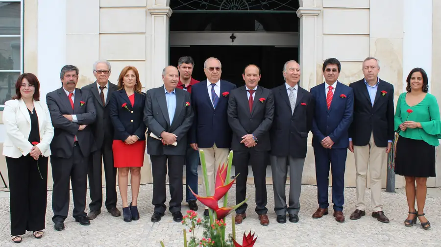 Câmara de Coruche condecora os primeiros presidentes eleitos