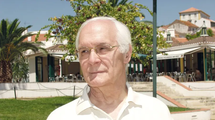 Morreu o jornalista e escritor Baptista-Bastos Morreu o jornalista e escritor Baptista-Bastos