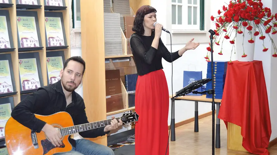 Música de Abril Música de Abril