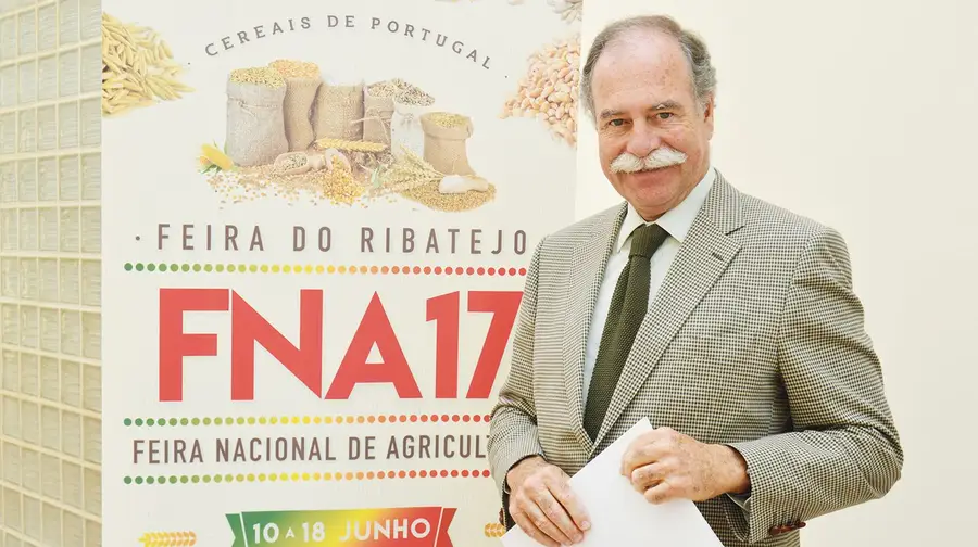 Feira da Agricultura com mais 1200 lugares de estacionamento Feira da Agricultura com mais 1200 lugares de estacionamento