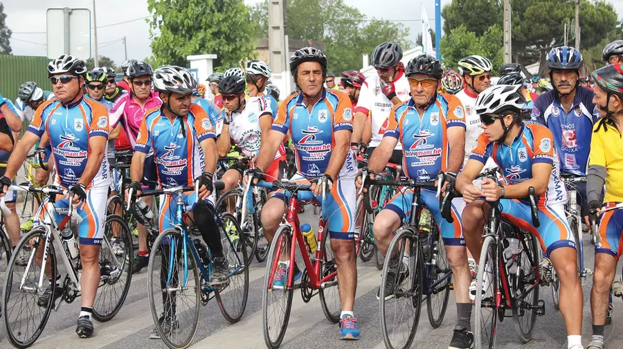 Passeio de cicloturismo “Os Cansados” acompanhado pelo ar