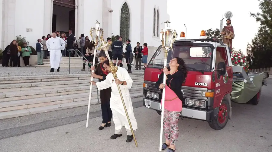 Animação, tasquinhas e divertimentos em seis dias de festa em Alhandra