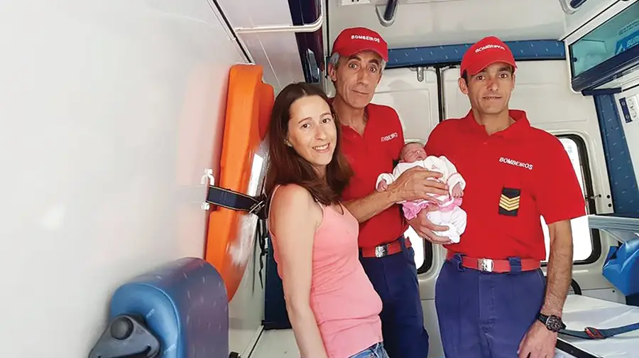 Bebé nasce em ambulância dos Bombeiros do Sardoal