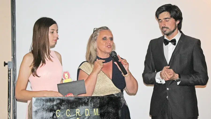 Arranjem lá a ficha à vereadora! Arranjem lá a ficha à vereadora!