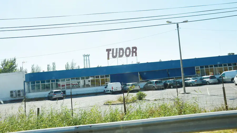 Fábrica de baterias investe 22 milhões de euros em Castanheira do Ribatejo Fábrica de baterias investe 22 milhões de euros em Castanheira do Ribatejo