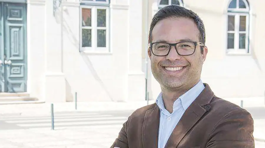 Candidato à Câmara de Benavente enfrenta processo disciplinar como funcionário da autarquia Candidato à Câmara de Benavente enfrenta processo disciplinar como funcionário da autarquia