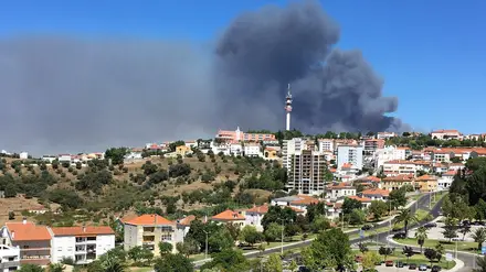 Duas frentes de fogo continuam por controlar em Abrantes