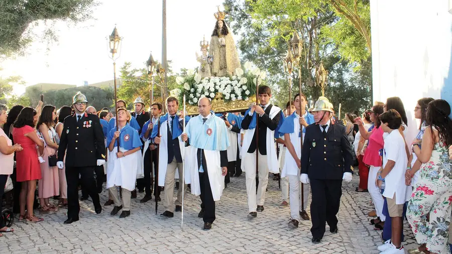 Milhares na procissão de Nossa Senhora do Castelo em Coruche Milhares na procissão de Nossa Senhora do Castelo em Coruche