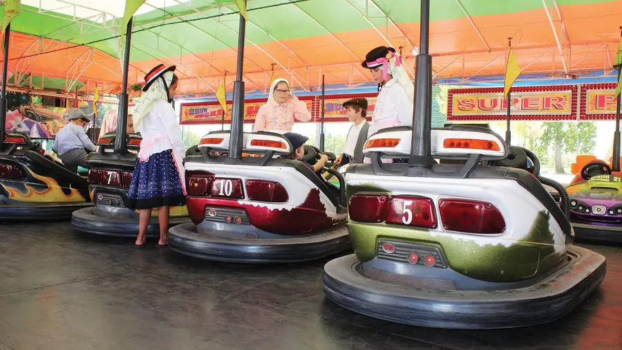 Diversões.pt - Pista de carrinhos de choque infantil