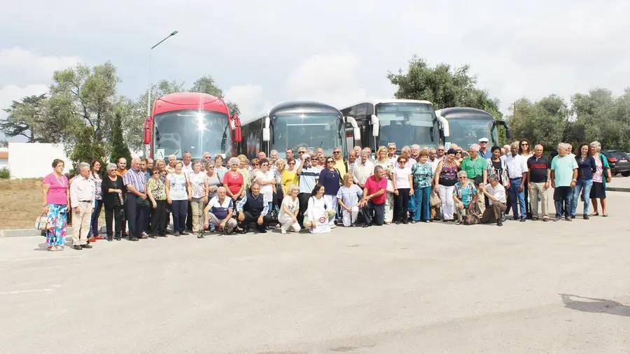 Seniores da Freguesia de São Pedro de Tomar aderiram ao passeio anual da Junta