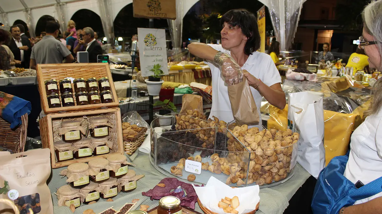 Feira dos Frutos Secos em Torres Novas