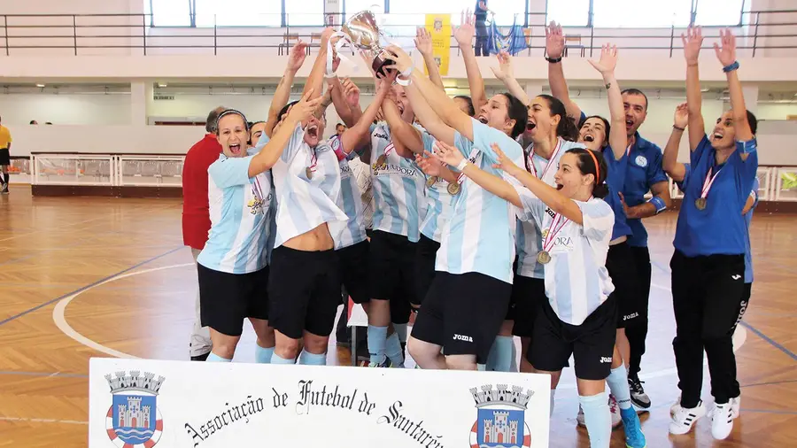 Ferreira do Zêzere e Vitória de Santarém vencem Supertaça de futsal