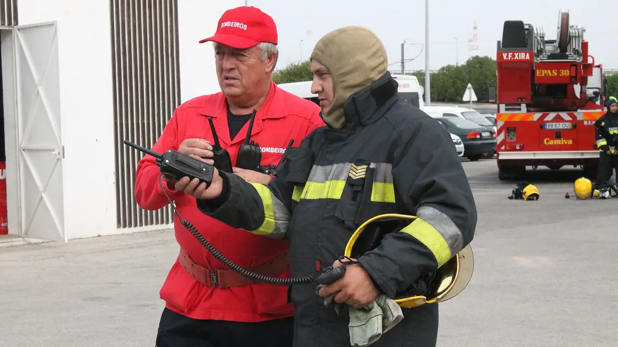 Início do novo ano lectivo da formação conjunta dos bombeiros de Vila Franca de Xira