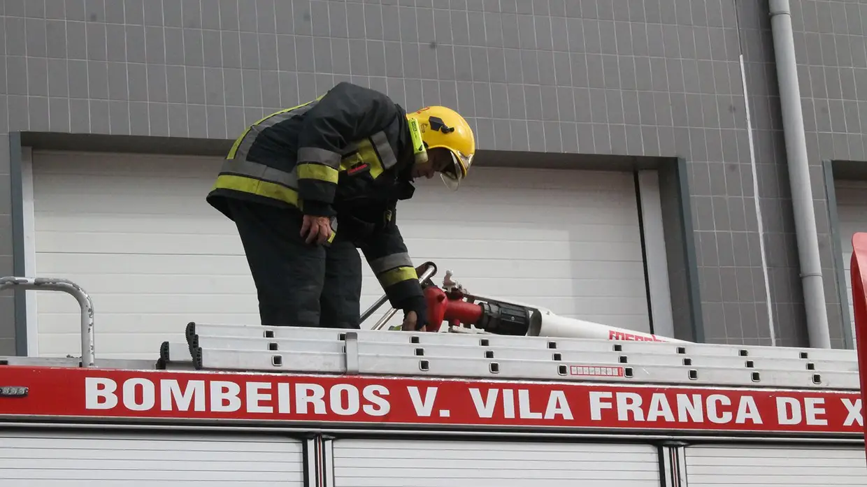 Início do novo ano lectivo da formação conjunta dos bombeiros de Vila Franca de Xira