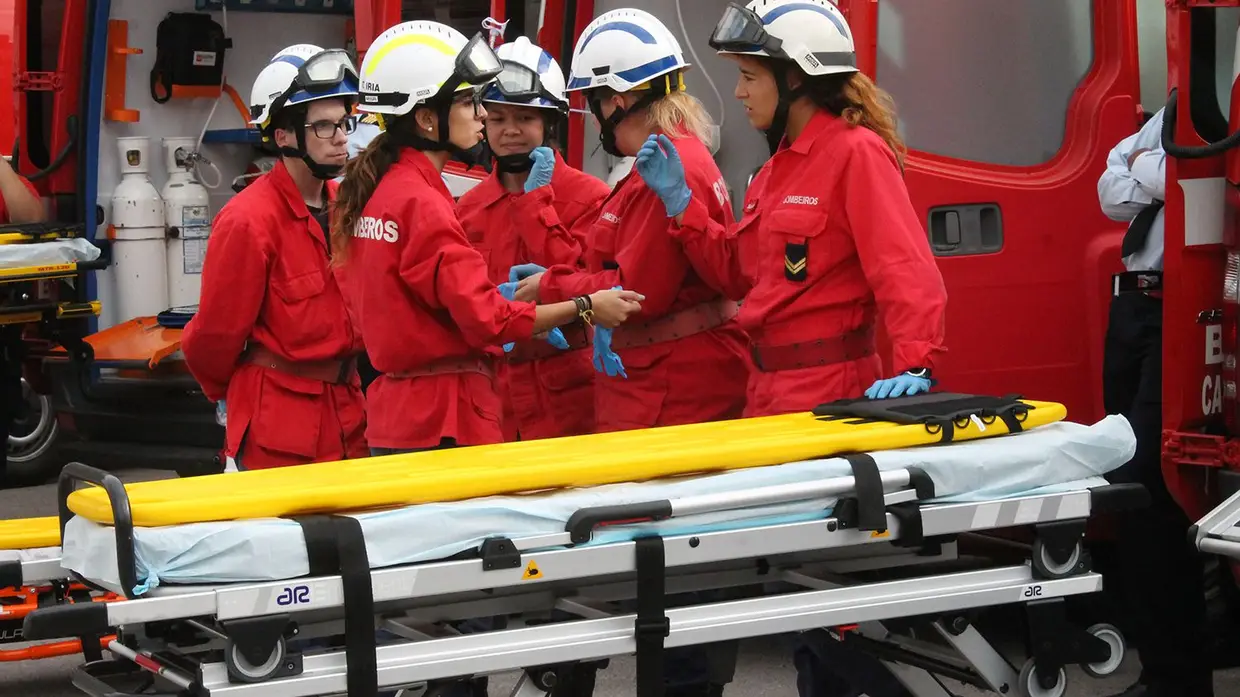 Início do novo ano lectivo da formação conjunta dos bombeiros de Vila Franca de Xira