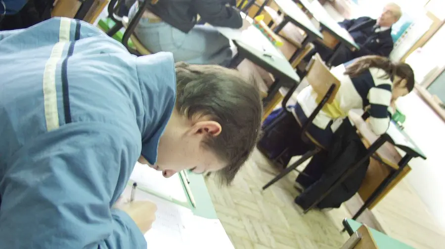 Baixas de professores deixam dezenas de alunos sem aulas em Vila Franca de Xira Baixas de professores deixam dezenas de alunos sem aulas em Vila Franca de Xira
