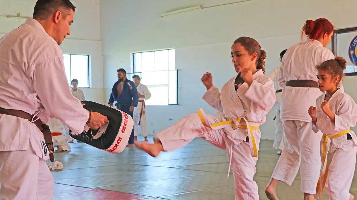 Estágio e graduação de alunos da secção de Ju-jitsu do Goleganense