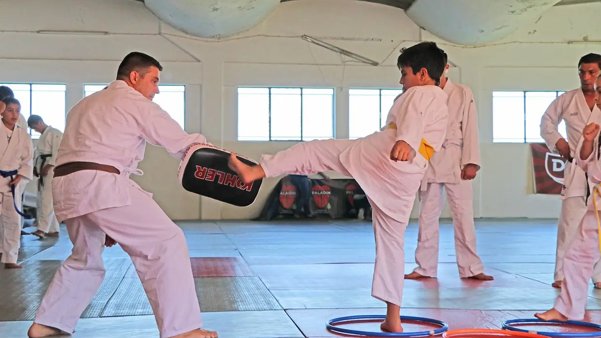 Estágio e graduação de alunos da secção de Ju-jitsu do Goleganense