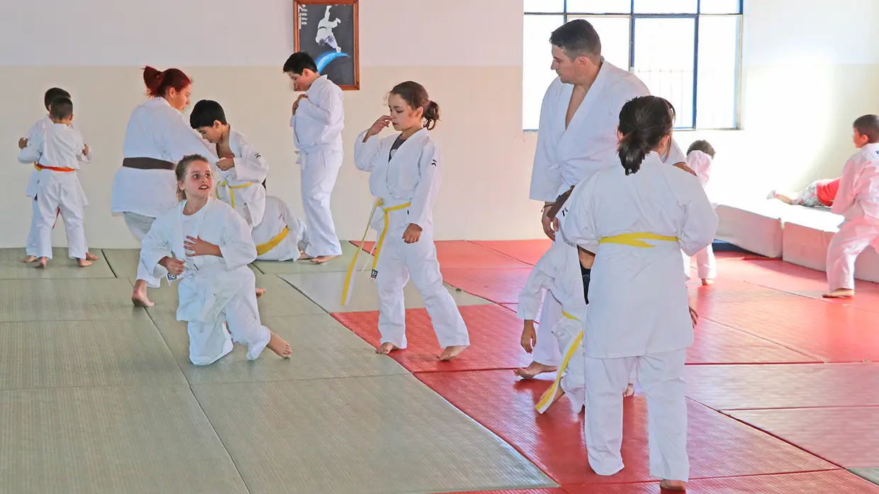 Estágio e graduação de alunos da secção de Ju-jitsu do Goleganense