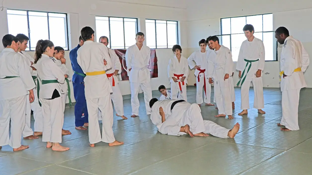 Estágio e graduação de alunos da secção de Ju-jitsu do Goleganense