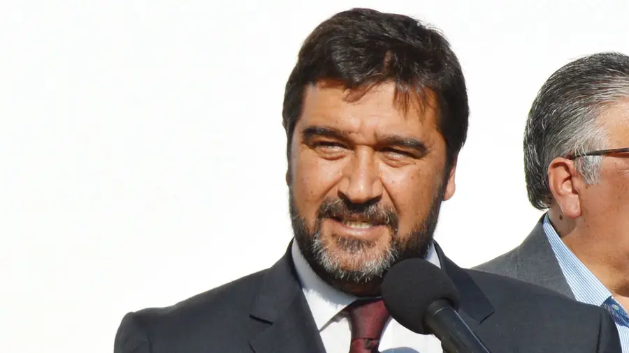 Ai se fosse há dois meses... Ai se fosse há dois meses...