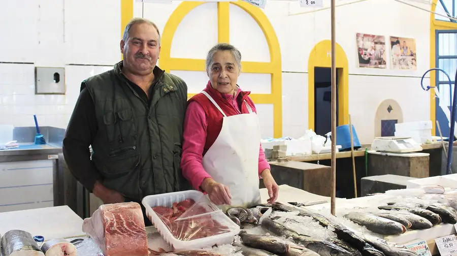 No Mercado Municipal de Almeirim os negócios passam de geração em geração