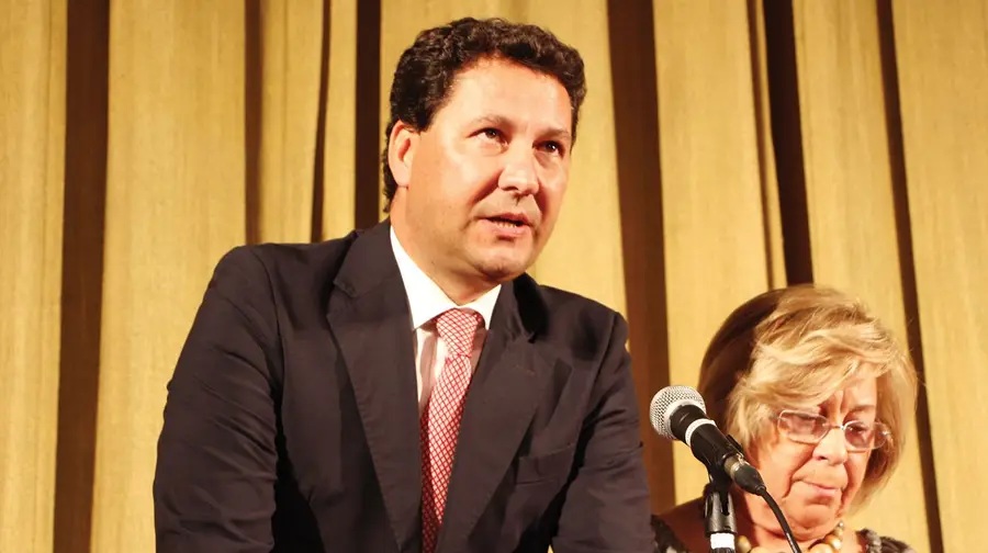 Presidente da Assembleia Municipal de Ourém quer premiar quem se distingue no concelho Presidente da Assembleia Municipal de Ourém quer premiar quem se distingue no concelho