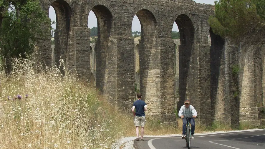 Visita técnica avalia estado do Aqueduto dos Pegões em Tomar