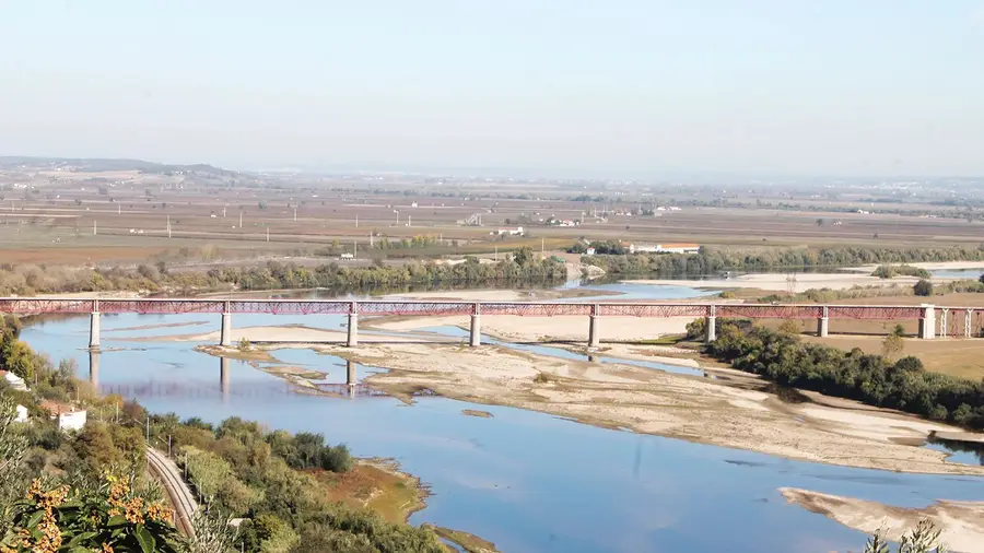 Poluição no Tejo motiva queixa-crime e denúncia à Comissão Europeia