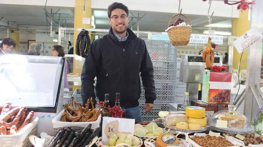Deixa as leis para vender chouriços e queijos no Mercado de Torres Novas