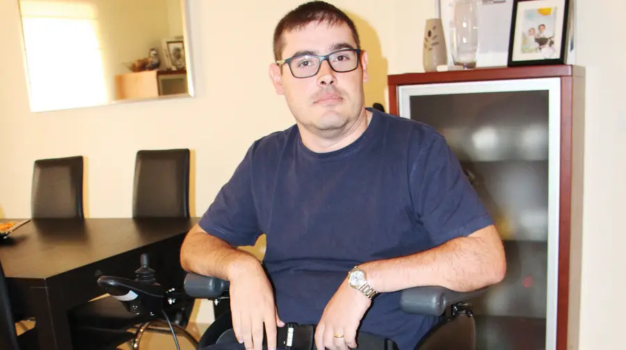 Segurança Social paga cadeira de rodas que Fernando precisa