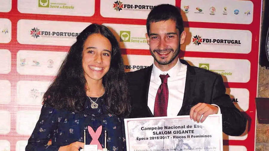 Marta Carvalho recebe prémios na Gala da Federação de Desportos de Inverno