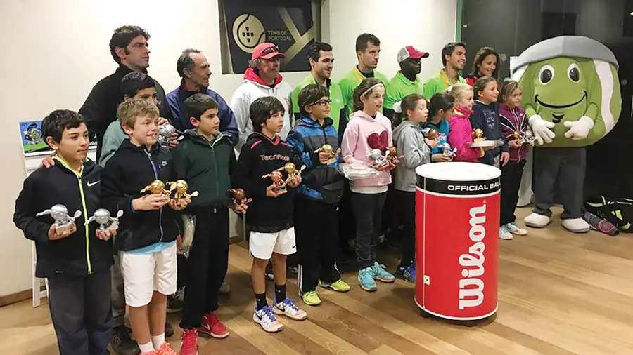Jovens tenistas de Alverca em destaque no campeonato nacional