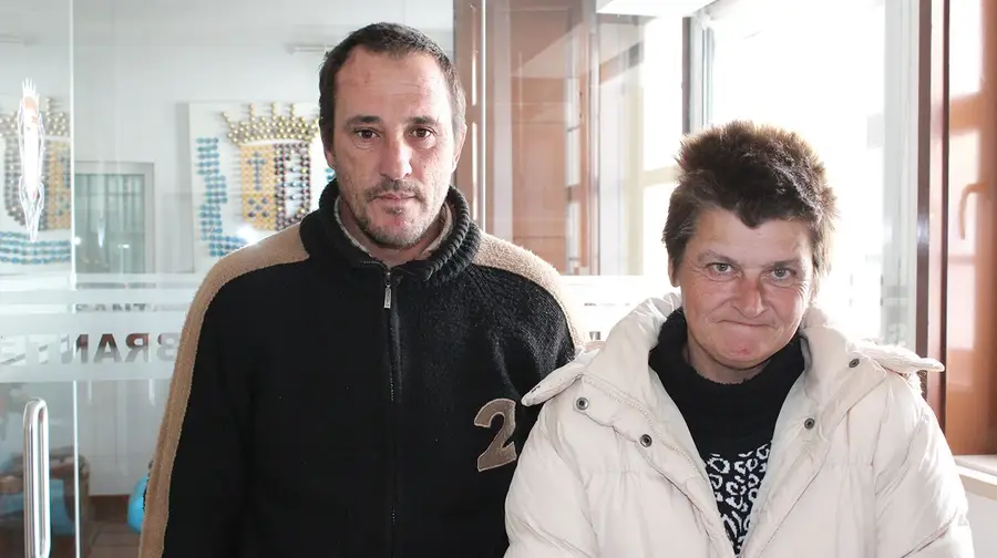 Na mesma semana o fogo roubou-lhes a casa e a câmara deu-lhes um novo lar Na mesma semana o fogo roubou-lhes a casa e a câmara deu-lhes um novo lar