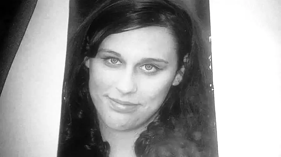 Morre aos 33 anos por causa de um exame médico Morre aos 33 anos por causa de um exame médico