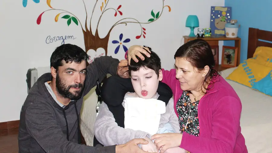 Família de Santiago continua a acreditar no milagre da recuperação e precisa de ajuda Família de Santiago continua a acreditar no milagre da recuperação e precisa de ajuda