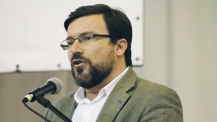 Desistência de empresa atrasa obras em escolas de Santarém Desistência de empresa atrasa obras em escolas de Santarém