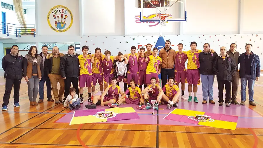 Chamusca Basket renova título de sub18 masculinos Chamusca Basket renova título de sub18 masculinos