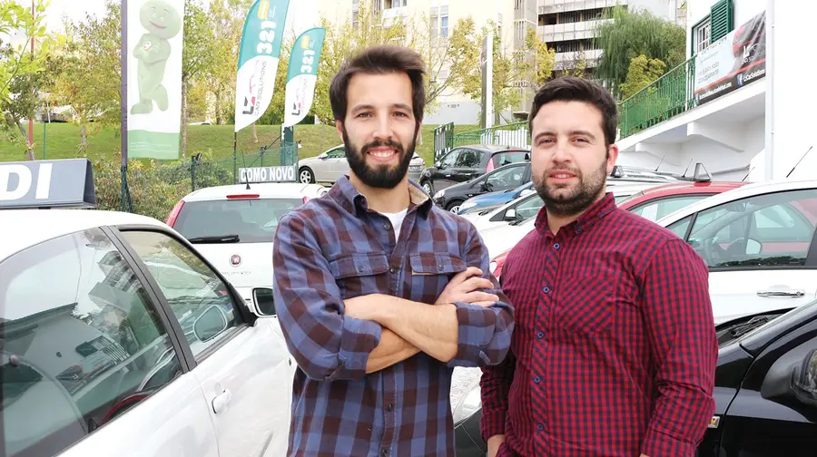 Gerentes da LZ CarSolutions garantem soluções iguais às que escolheriam para si Gerentes da LZ CarSolutions garantem soluções iguais às que escolheriam para si