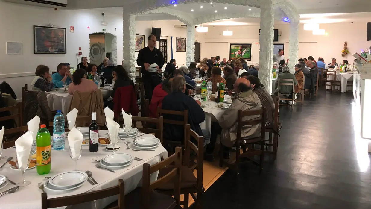 Jantar Solidário no Restaurante Quinta do Parque Real