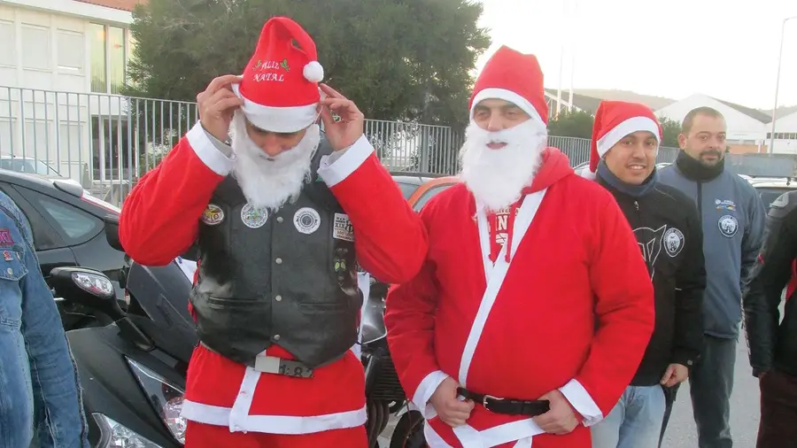 Pelo segundo ano consecutivo o grupo de motards Pelo segundo ano consecutivo o grupo de motards